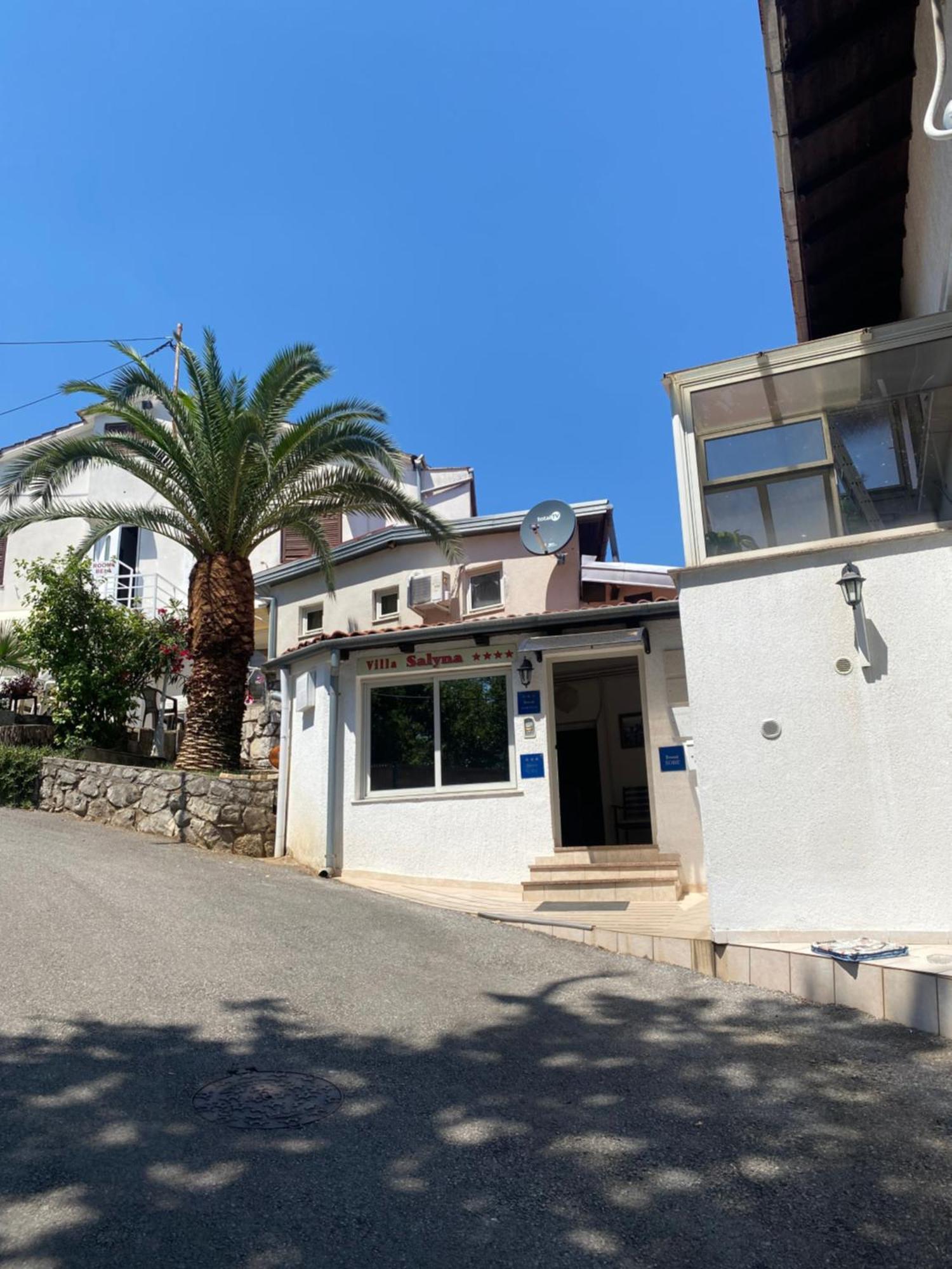 Villa Salyna Ičići Екстериор снимка