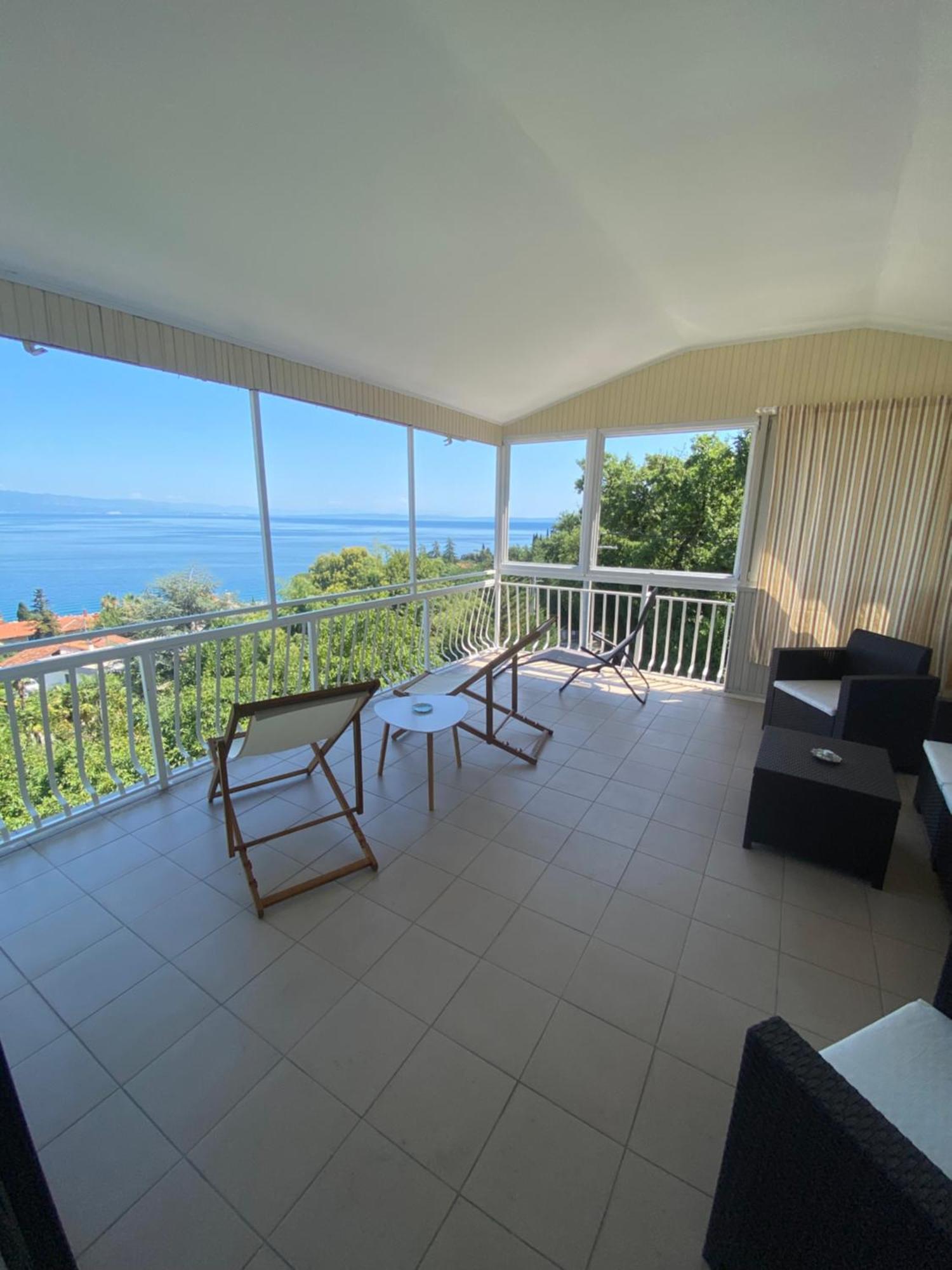 Villa Salyna Ičići Екстериор снимка