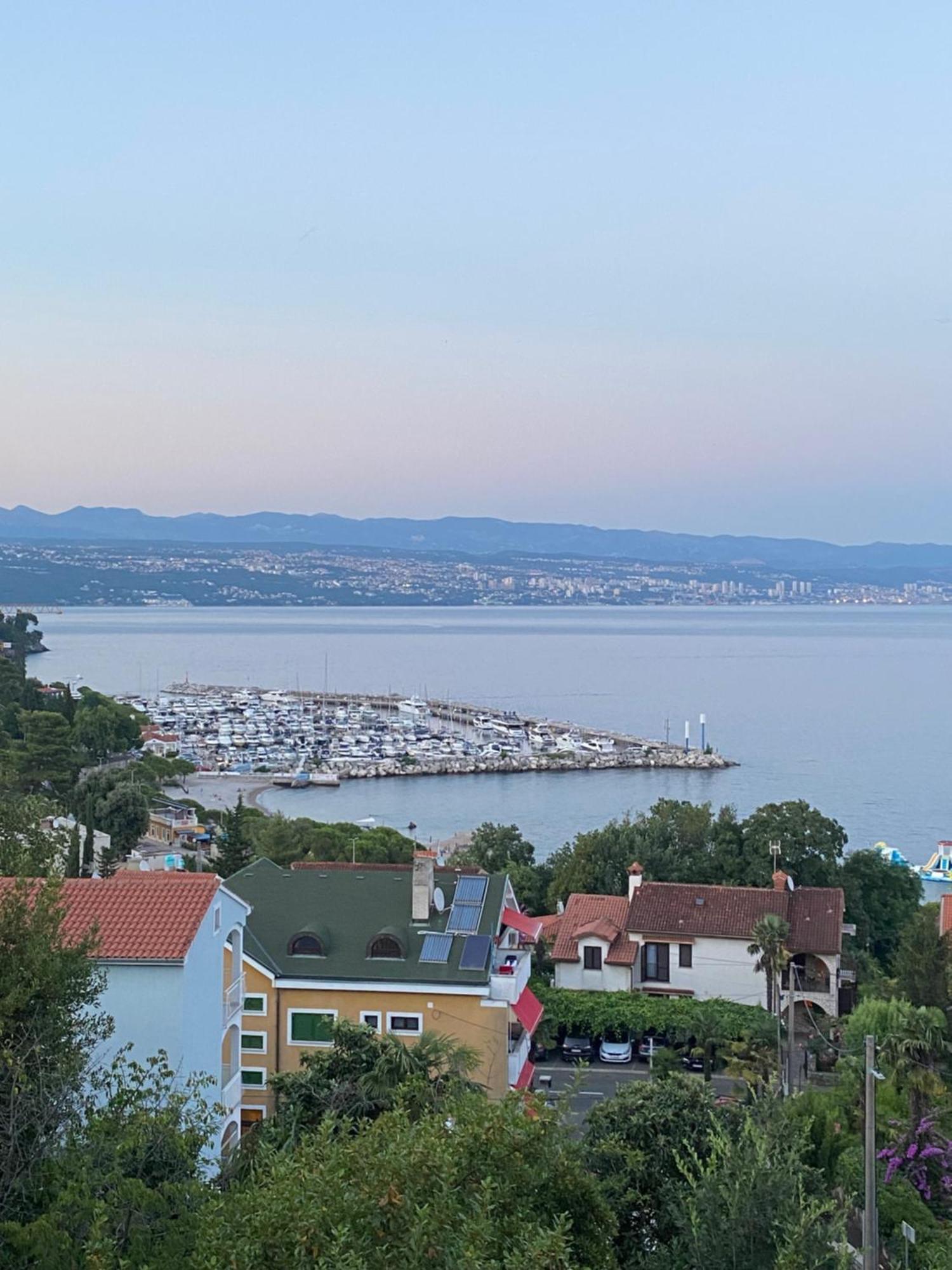 Villa Salyna Ičići Екстериор снимка